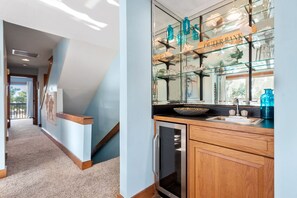 Unclassified image, 2 of 35, button