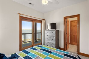 3 soverom, strykejern/-brett, wi-fi og sengetøy