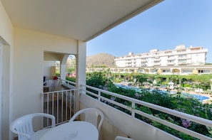 Familieleilighet, 1 soverom, balkong | Balkong