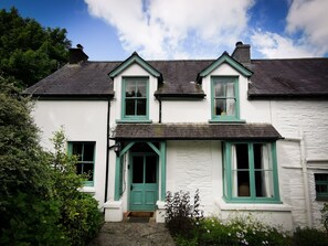 Exterior - Jasmine Cottage (Llanfyrnach)