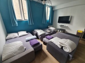 4 Schlafzimmer, Bügeleisen/Bügelbrett, WLAN, Bettwäsche