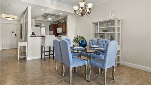 Private kitchen - Yacht Harbor 475, 2 Bedrooms, Wifi, Views, Sleeps 6 (Palm Coast)