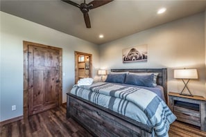 Cabin, Multiple Beds, Hot Tub, Mountain View - Wine Top, Luxury 4 Brs, Sleeps 8 Hot Tub, Diamond, Views (Ruidoso)