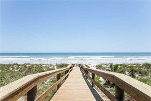 Beach - Windjammer 316, 3 Bedrooms, 3rd Floor, Ocean Front, Elevator, Sleeps 8 (St. Augustine)