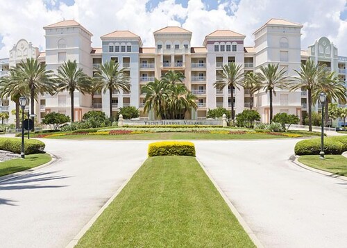 Yacht Harbor 272, 2 Bedrooms, Pool, Intracoastal, Sleeps 6