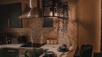 Apartment, Hot Tub | Lounge