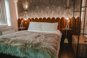 Deluxe Apartment, Hot Tub | 1 bedroom - The Opulence (Bradford)