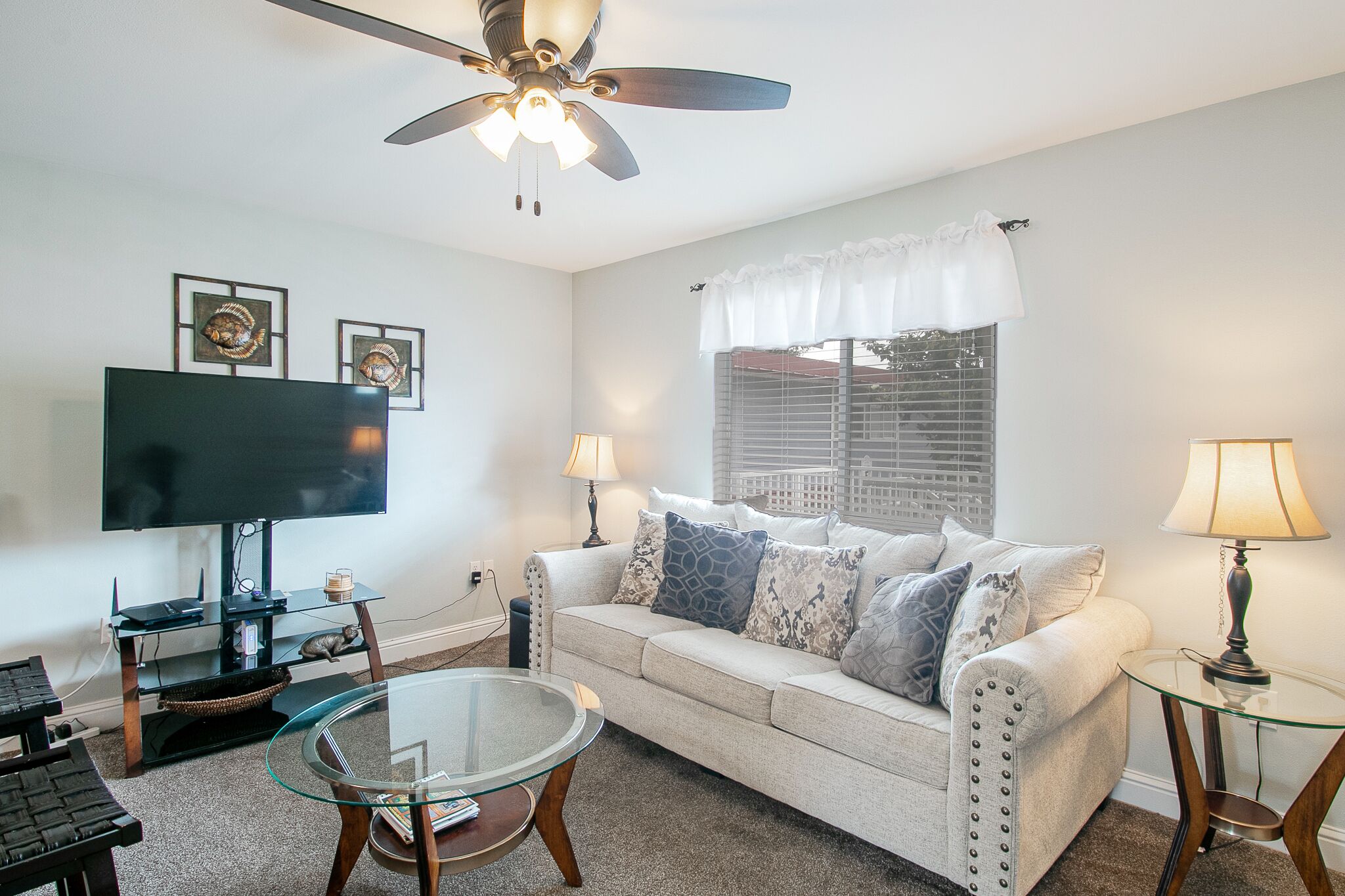 Beautiful 1 Bd / 1 Bth 2nd Floor Condo Just a Short Walk to the Beach OS-77