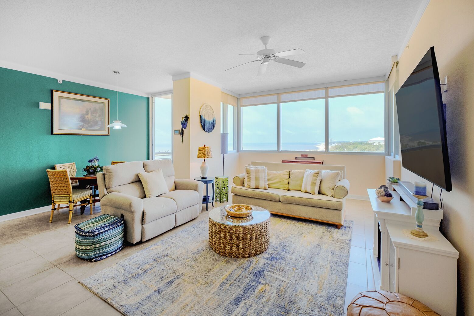 Beautiful 1 Bedroom / 1 Bathroom Condo with Gulf Views OC-703