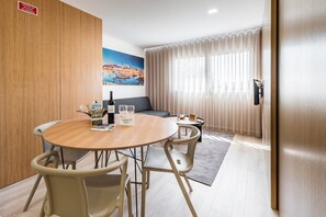 Interior - GuestReady - Tigerlily (Porto)
