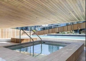 Piscina externa, piscina aquecida