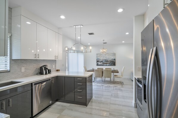 Fridge, microwave, oven, stovetop