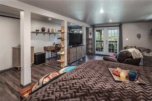 Room - Valley View, 3 Brs, Sleeps 8, Fireplace, Wifi, Pets Welcome, Views (Ruidoso)