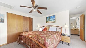 House, 1 King Bed, Patio - Turtle Crawl 4, 1 Bedroom, Balcony, Near Beach, Wifi, Sleeps 2 (Fort Myers Beach)
