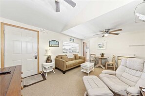 1 bedroom, free WiFi