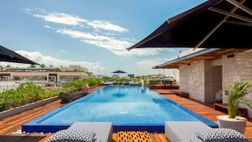 Udendørs pool, liggestole