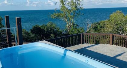 Shedrock Shangrila, Beachfront Seashore Suite