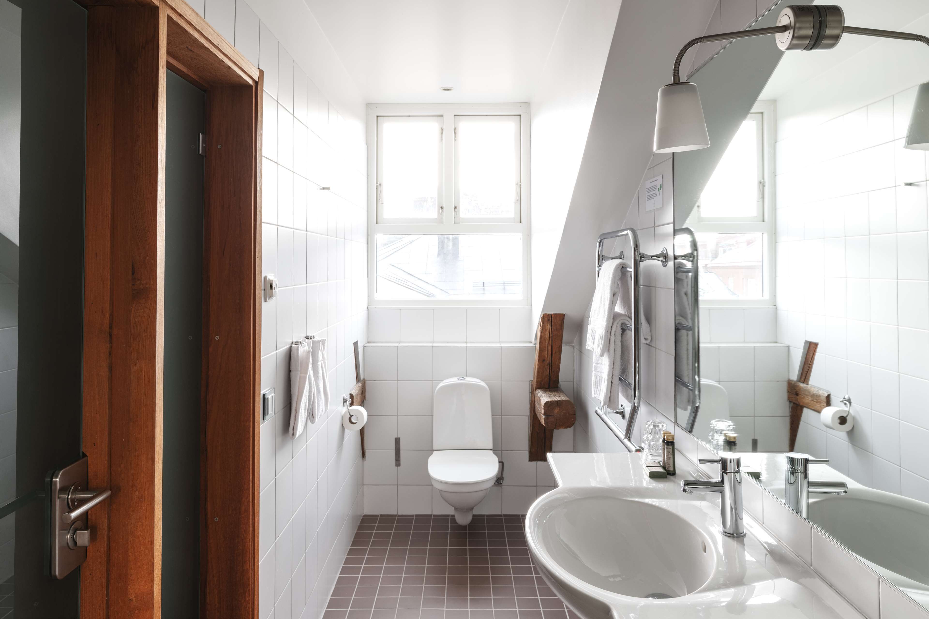 hair dryer, heated floors, towels, soap