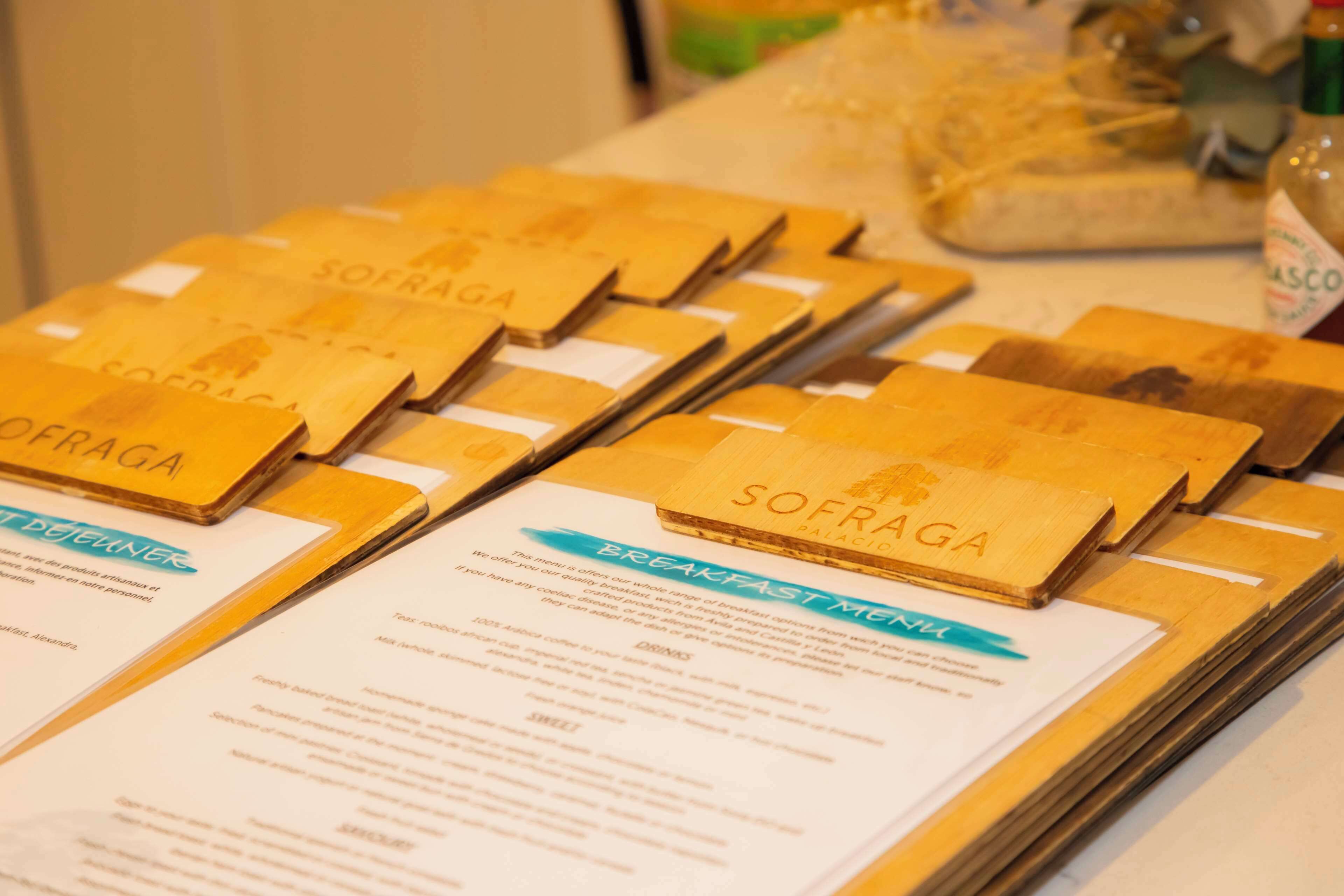 Se ofrece un desayuno a la carta (15.30 EUR por persona)