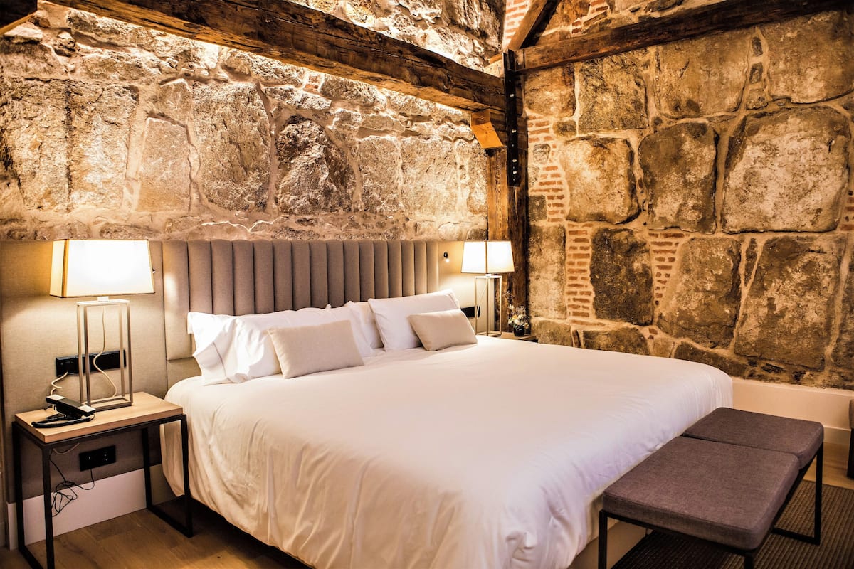 superior suite | egyptian cotton sheets, premium bedding, down duvets, pillow-top beds