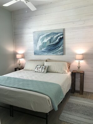 2 bedrooms, iron/ironing board, WiFi, bed sheets - Hammerhead, New 2 Bedroom / 1 Bath Bungalow (Port Aransas)