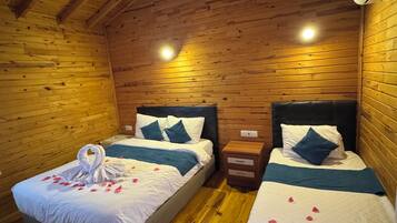 Deluxe Bungalow (1 + 0) | Desk, free WiFi, bed sheets