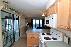 Interior - Charming first floor condo in Duck! (Duck)