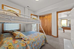 8 Schlafzimmer, kostenloses WLAN, Bettwäsche, Rollstuhlgeeignet