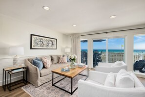 Smart TV, Netflix, books, streaming services