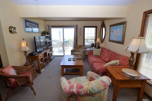 TV, stereo - Perched atop the dune and great ocean views! (Kill Devil Hills)
