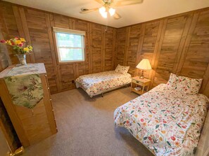 3 bedrooms, free WiFi, bed sheets