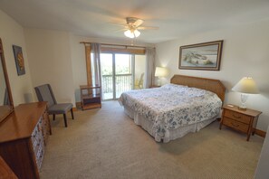 3 室のベッドルーム、インターネット