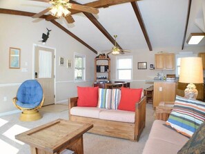 Flat-screen TV, DVD player, stereo