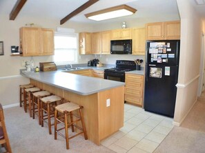 Fridge, microwave, dishwasher