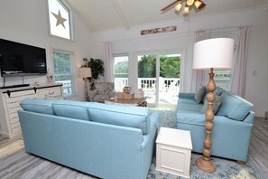 DVD-Player, Bücher, Videothek