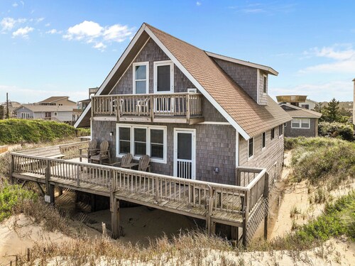 Directly on the beach with wonderful views of the ocean.
