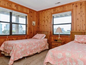 4 間睡房、上網