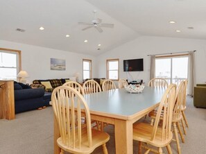 Dining - Panoramic ocean and sound views and only 75 yards to the beach! (Nags Head)