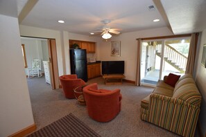 Fernseher, Stereoanlage