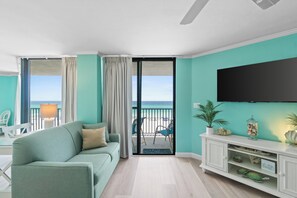 Appart'hôtel, 2 chambres, balcon, vue océan (303 W) | Coin séjour