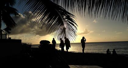 80 degrees plus Year Round, 5 mins to beaches and Frederiksted Town