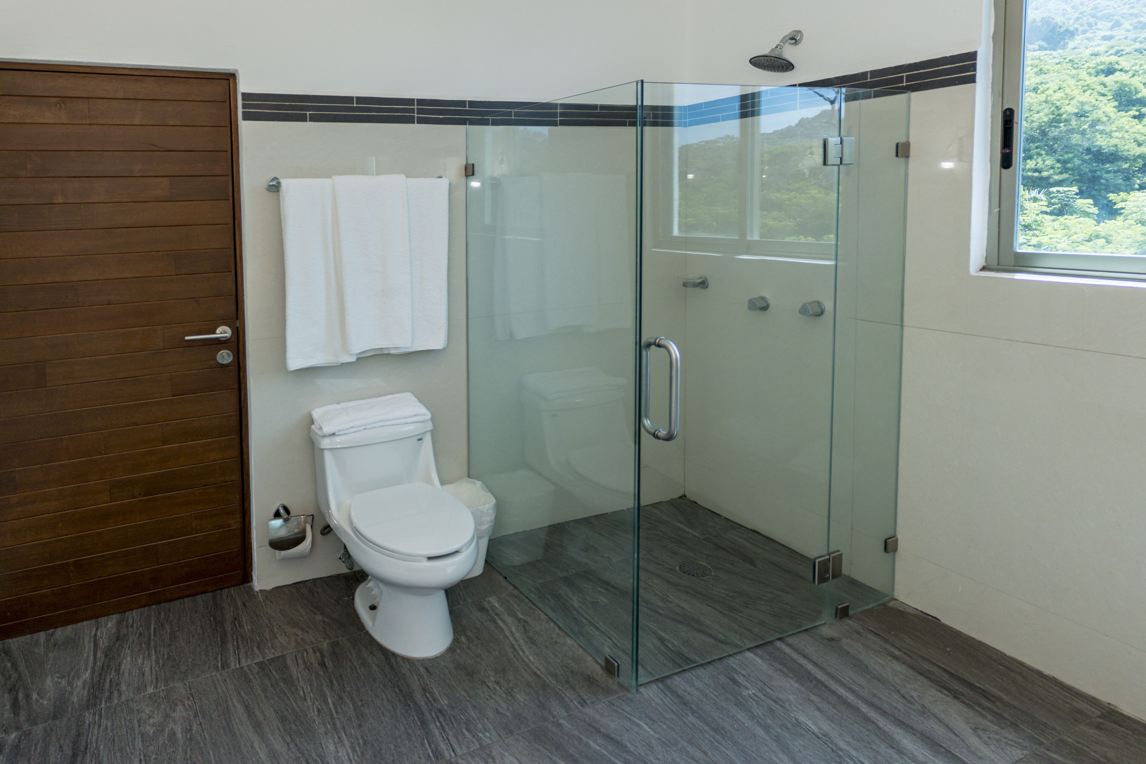 Photo - La Loma Suites