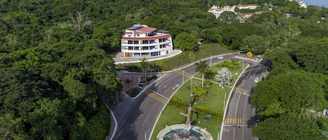 Overnatningsstedets facade