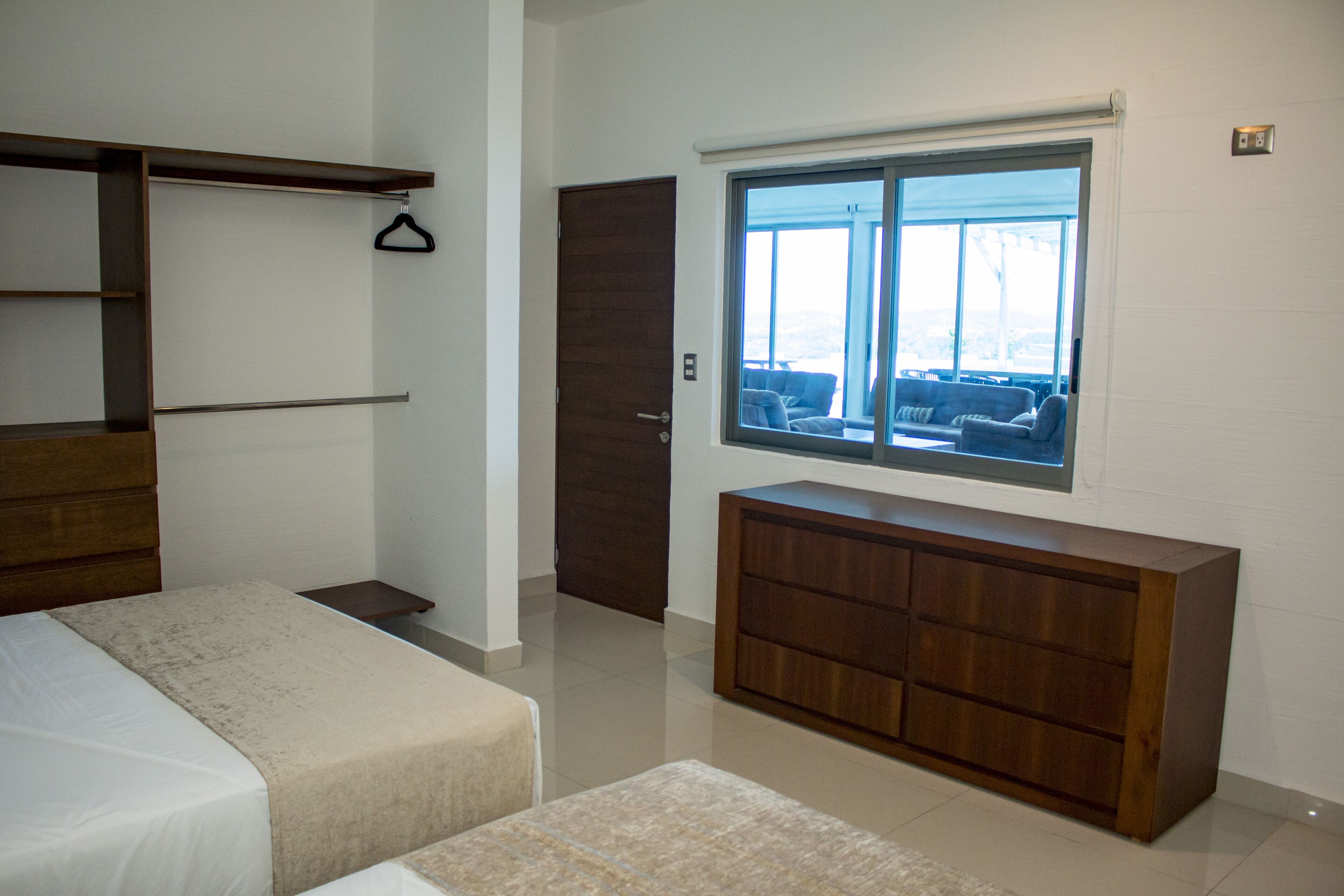 Photo - La Loma Suites