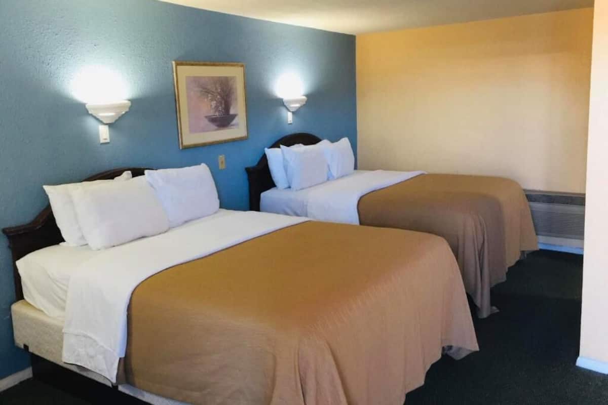 Basic Double Room | WiFi (free)