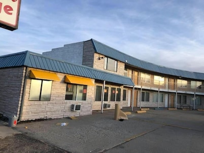Travelers Lodge