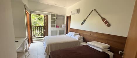 6 chambres, bureau, fer et planche Ă repasser, lit parapluie