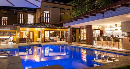 Mansion in Quintas do Sauipe with 6 Suites
