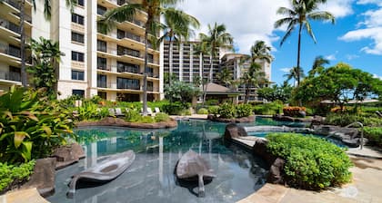 Alluring and Elegant Ocean View Luxurious Beach Villa in Ko Olina