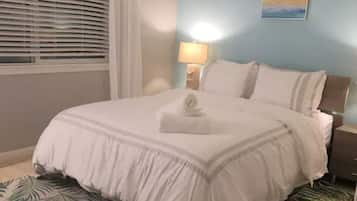 2 bedrooms, desk, iron/ironing board, travel crib